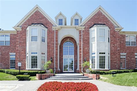 The Biltmore Apartments .